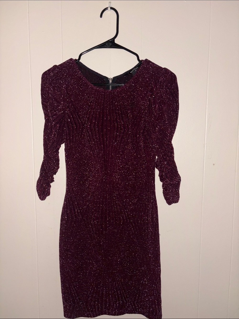 Speechless Sparkle Wine Puff-Sleeve Midi Dress